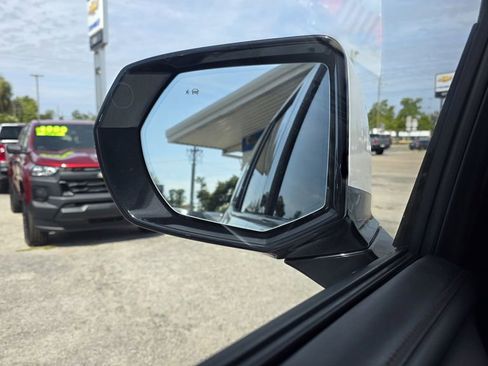 Used 2022 Chevrolet Tahoe RST w/ Luxury Package RWD image 21