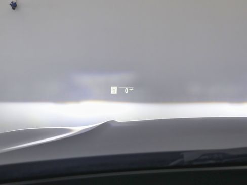 Used 2022 BMW 330e xDrive w/ M Sport Package image 30