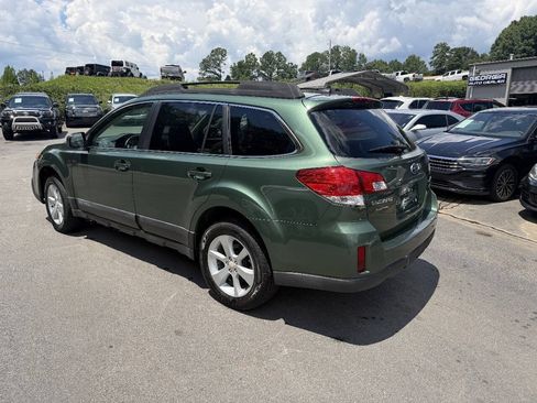 Used 2014 Subaru Outback 2.5i Premium AWD/4WD image 7