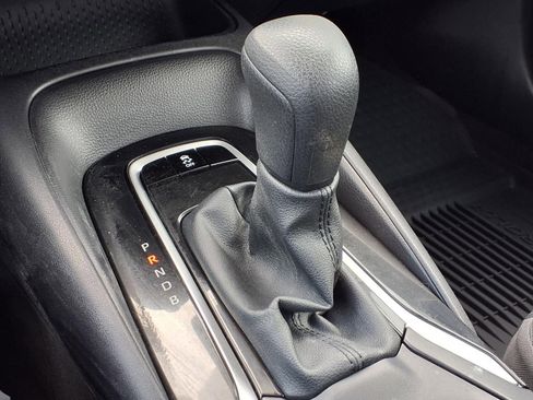 Used 2025 Toyota Corolla LE FWD image 6