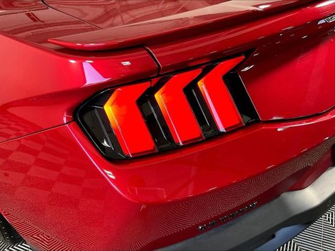 Used 2024 Ford Mustang GT Premium RWD image 39