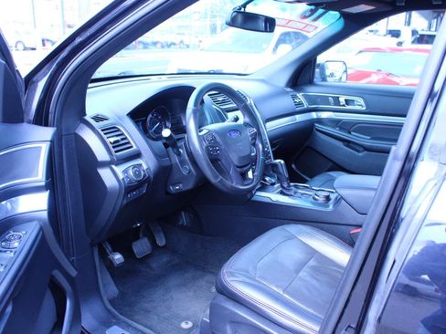 Used 2016 Ford Explorer Sport w/ Equipment Group 401A AWD/4WD image 20