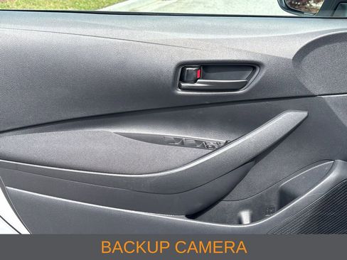 Used 2024 Toyota Corolla LE FWD image 3