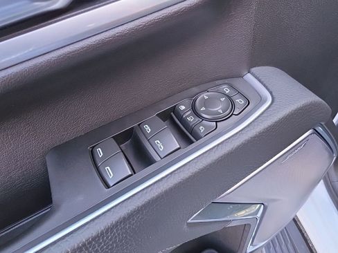 Used 2025 GMC Sierra 3500 Denali w/ Denali Reserve Package image 28