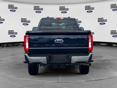 Used 2024 Ford F350 XLT AWD/4WD image 4