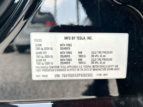 Used 2023 Tesla Model Y Long Range AWD/4WD image 2