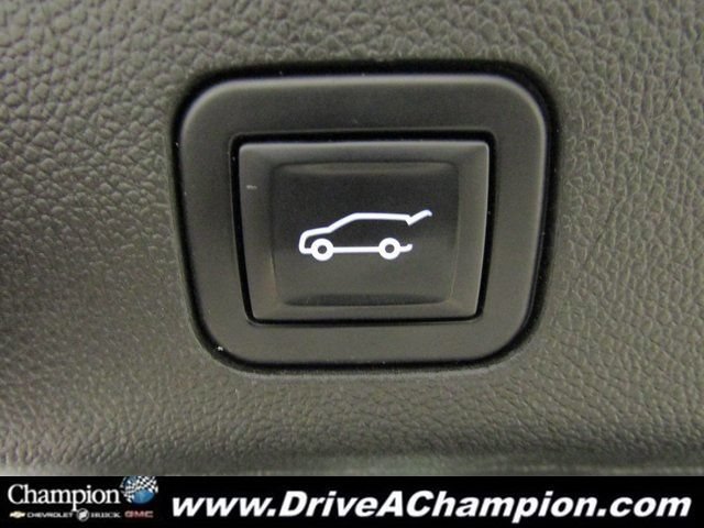 Used 2022 GMC Yukon Denali AWD/4WD image 18