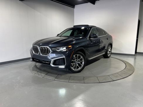 Used 2021 BMW X6 xDrive40i w/ Premium Package image 2