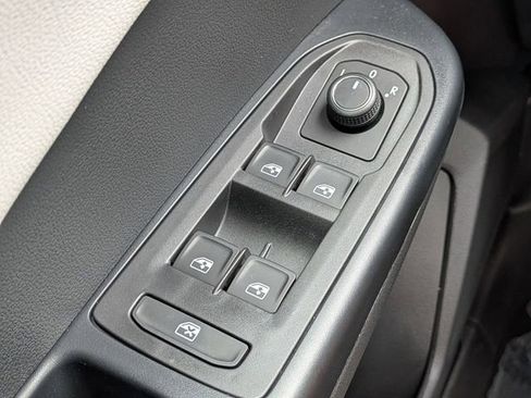 New 2026 Volkswagen Taos S FWD image 22