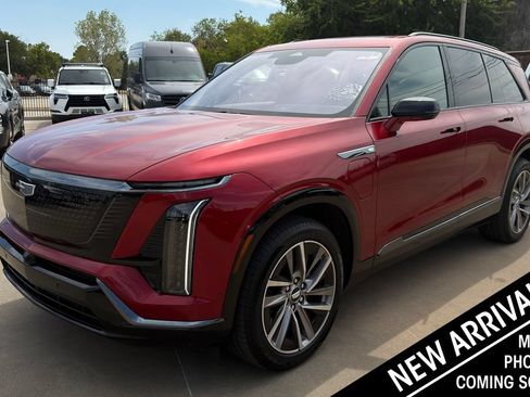 Used 2026 Cadillac Vistiq Sport w/ LPO, Floor Liner Package AWD/4WD image 1