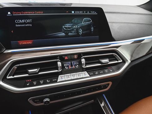 Used 2023 BMW X5 xDrive40i w/ Premium Package image 22