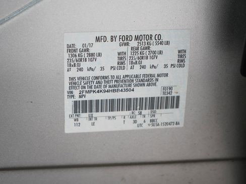 Used 2017 Ford Edge Titanium w/ Technology Package AWD/4WD image 29