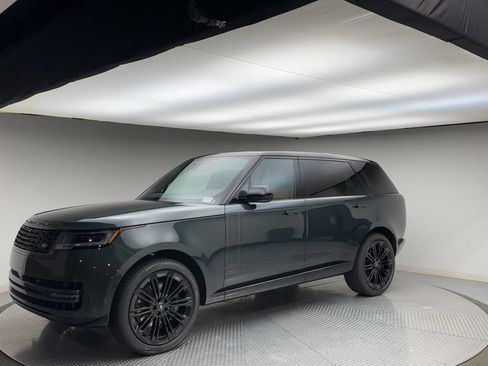 Used 2024 Land Rover Range Rover Long Wheelbase Autobiography AWD/4WD image 4