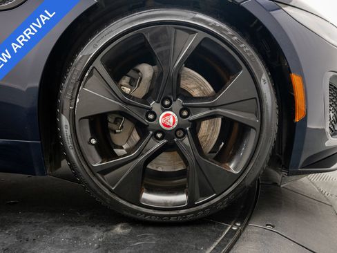 Used 2021 Jaguar F-TYPE Convertible RWD image 31
