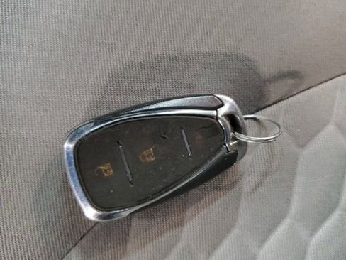 Used 2019 Chevrolet Equinox LS image 30