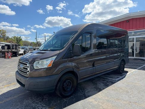 Used 2016 Ford Transit 350 XLT image 3