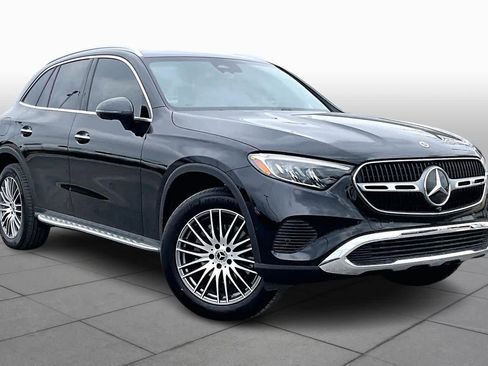 New 2026 Mercedes-Benz GLC 300 GLC 300 image 2