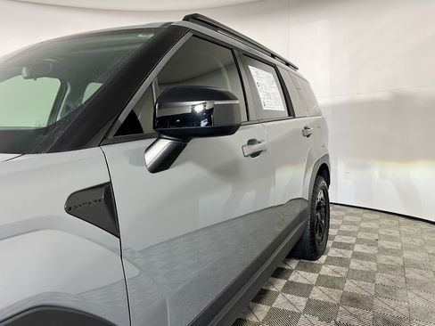 Used 2025 Hyundai Santa Fe XRT image 13