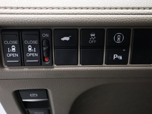 Used 2022 Honda Odyssey Touring image 29