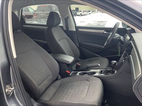 Used 2021 Volkswagen Passat 2.0T S image 8