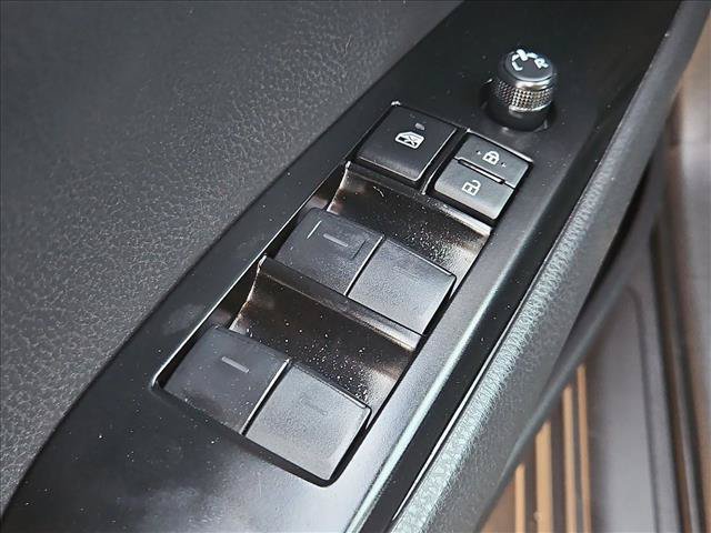 Used 2026 Toyota Camry LE FWD image 11