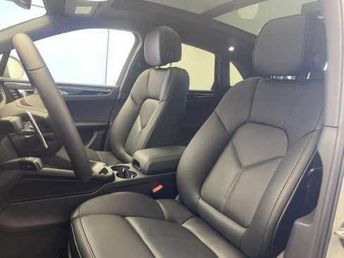 New 2026 Porsche Macan S image 5