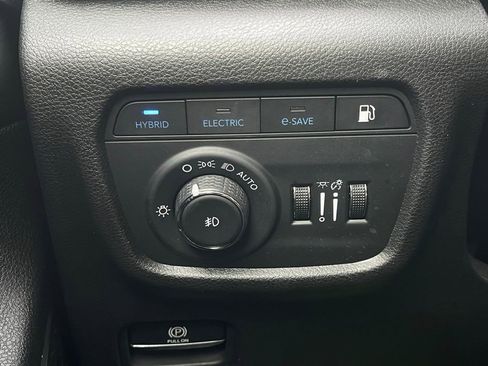Used 2024 Jeep Grand Cherokee Limited 4xe AWD/4WD image 50