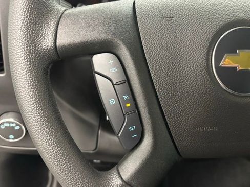 New 2026 Chevrolet Express 2500 w/ Driver Convenience Package RWD image 21