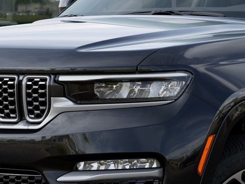 New 2025 Jeep Grand Cherokee Summit image 22