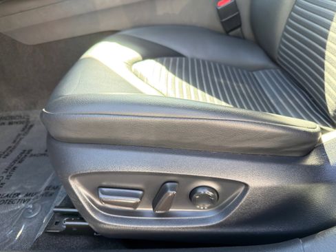 Used 2024 Toyota Camry SE image 24