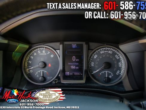 Used 2018 Toyota Tacoma TRD Sport w/ Technology Package image 11