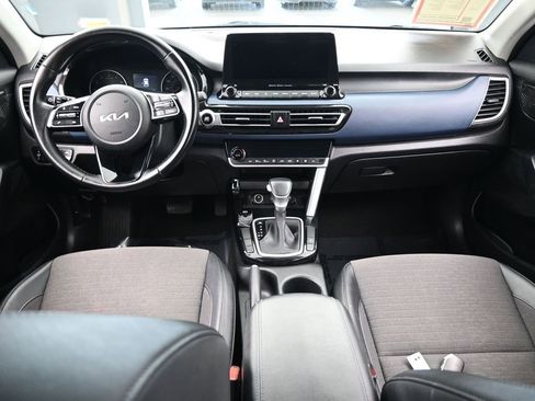 Used 2023 Kia Seltos S w/ Navigation Package image 38