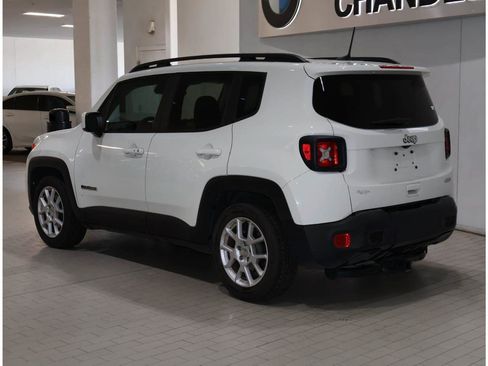 Used 2021 Jeep Renegade Latitude FWD image 5