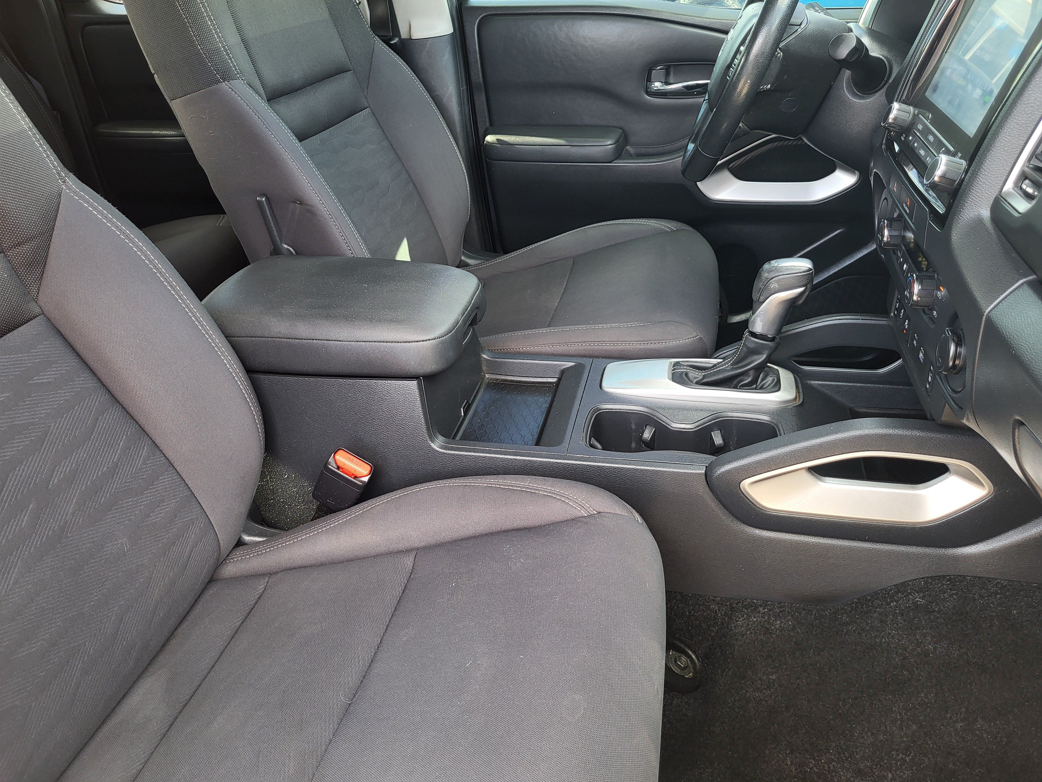 Certified 2022 Nissan Frontier SV RWD image 15