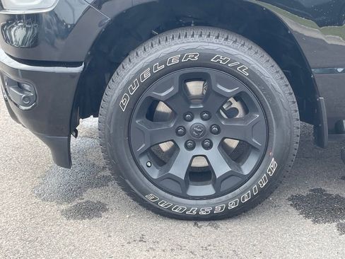 Used 2023 RAM 1500 Laramie RWD image 35