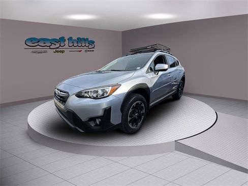 Used 2023 Subaru Crosstrek 2.0i Premium image 5