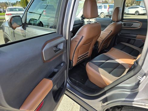 Used 2025 Ford Bronco Sport Outer Banks w/ Outer Banks Tech Package+ image 11