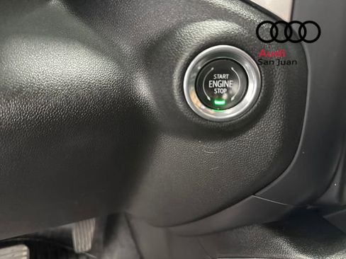 Used 2020 Chevrolet Silverado 1500 LT Trail Boss w/ Midnight Edition image 32