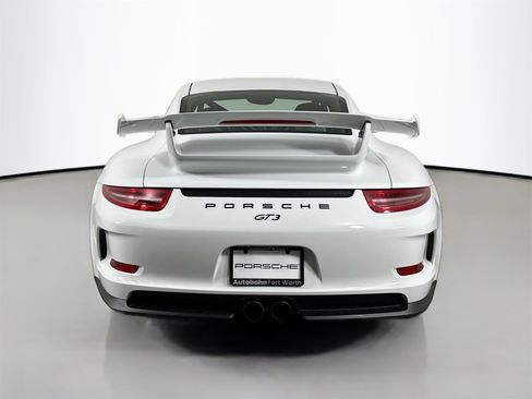 Used 2015 Porsche 911 GT3 image 6