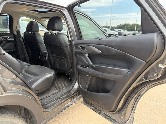 Used 2017 MAZDA CX-9 Touring AWD/4WD image 20