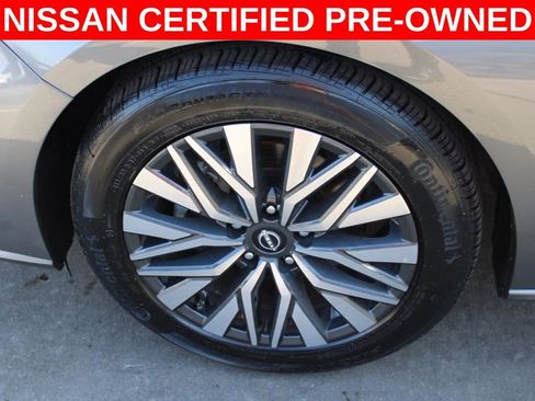 Certified 2024 Nissan Altima 2.5 SV image 11