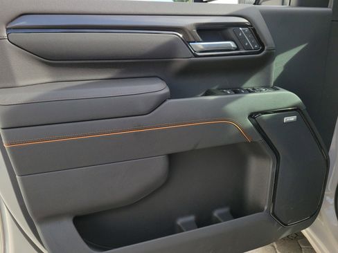New 2026 GMC Sierra 2500 AT4 w/ AT4 Premium Plus Package AWD/4WD image 17