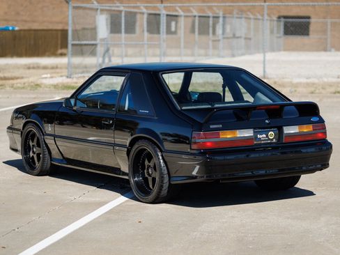 Used 1993 Ford Mustang Cobra image 8