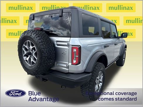 Used 2024 Ford Bronco Badlands image 4