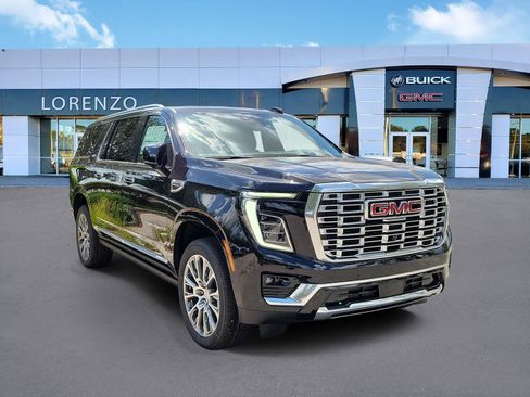 New 2026 GMC Yukon XL Denali w/ Denali Reserve Package RWD image 3
