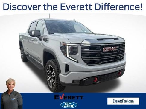 Used 2024 GMC Sierra 1500 AT4 w/ Technology Package AWD/4WD image 1