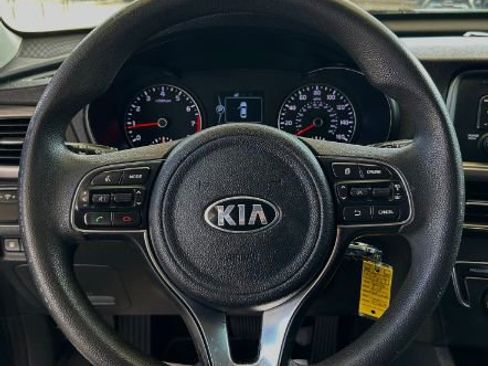 Used 2017 Kia Optima LX image 12