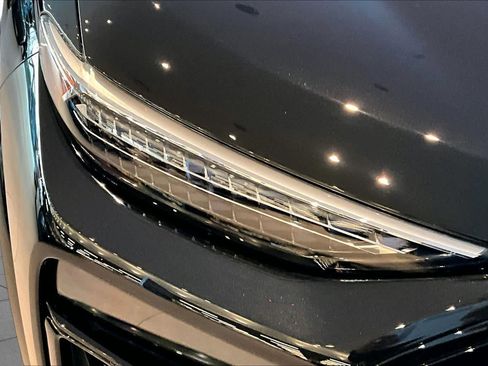 New 2027 Audi SQ6 e-tron Prestige AWD/4WD image 13