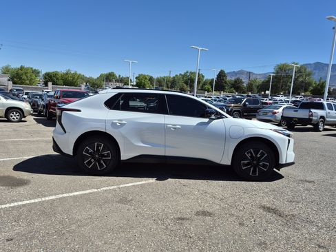 Used 2026 Toyota bZ AWD/4WD image 6