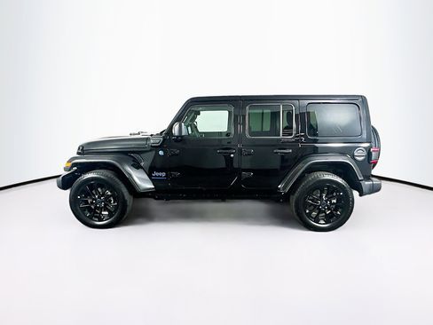 Used 2025 Jeep Wrangler Sahara w/ Safety Group image 4